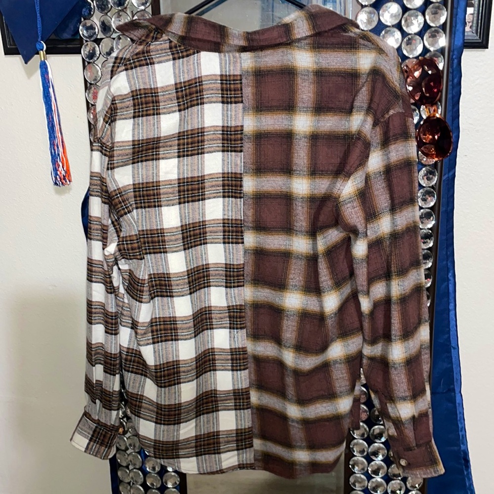 Flannel ๐ - Picture 3 of 4